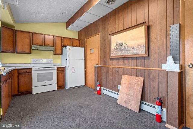 1480 DELTA RD, Red Lion, PA 17356