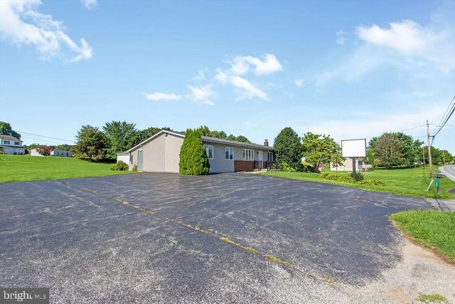 1480 DELTA RD, Red Lion, PA 17356