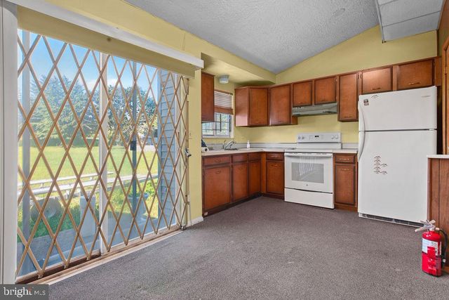 1480 DELTA RD, Red Lion, PA 17356