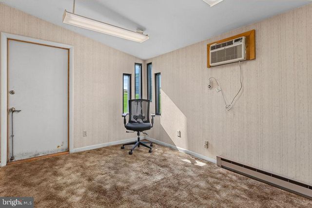 1480 DELTA RD, Red Lion, PA 17356