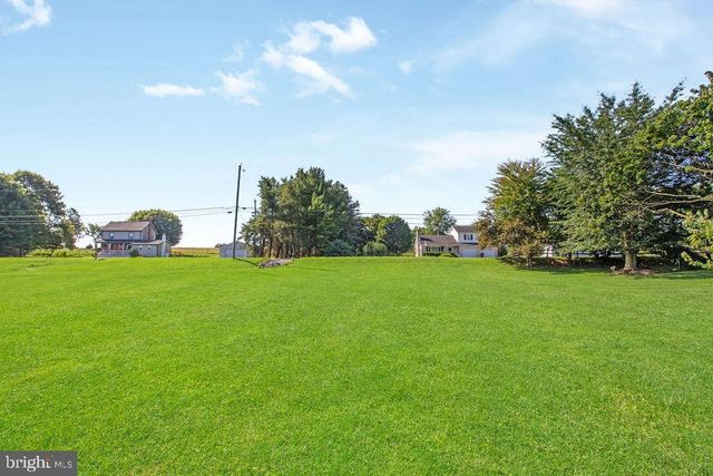 1480 DELTA RD, Red Lion, PA 17356