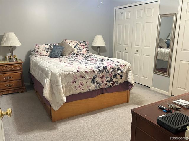 25588 Sun Sail Court, Harrison Twp, MI 48045