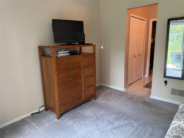 25588 Sun Sail Court, Harrison Twp, MI 48045