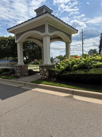 25588 Sun Sail Court, Harrison Twp, MI 48045
