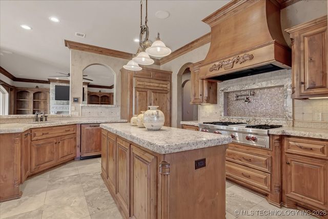 7405 S 288th East Avenue, Broken Arrow, OK 74014