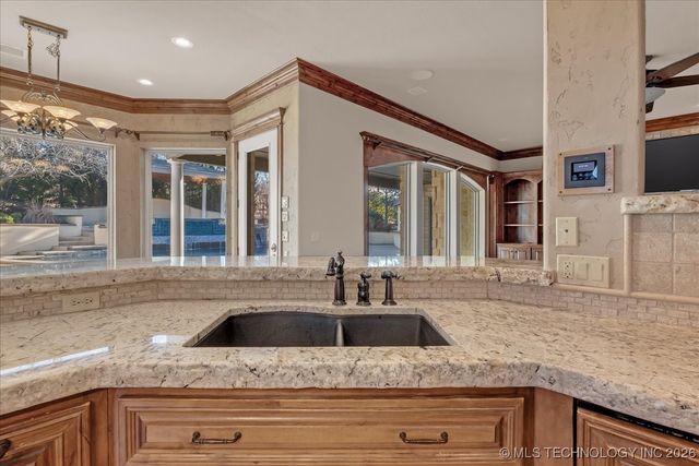 7405 S 288th East Avenue, Broken Arrow, OK 74014