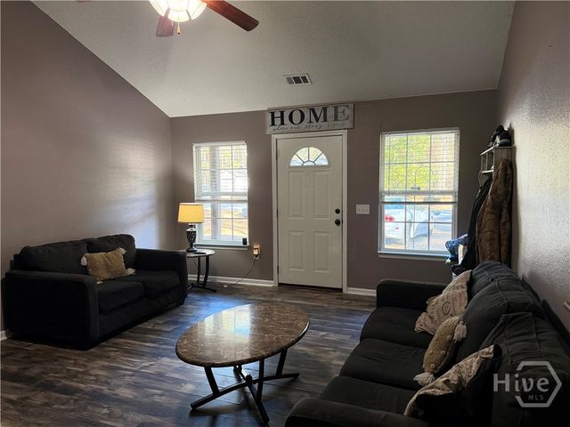 487 Shadowbrook Circle, Springfield, GA 31329