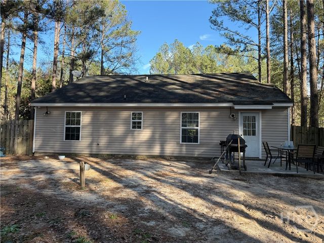 487 Shadowbrook Circle, Springfield, GA 31329