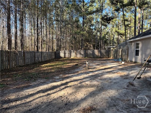 487 Shadowbrook Circle, Springfield, GA 31329