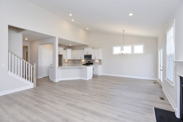 406 Rawling Ln, Gallatin, TN 37066