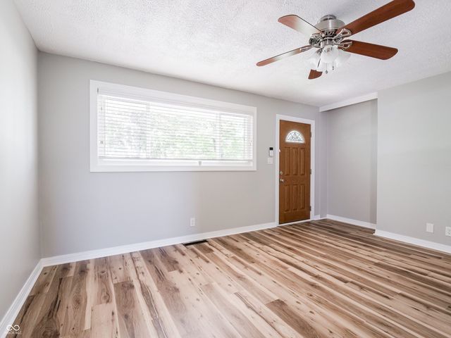 3051 Davis Drive, Indianapolis, IN 46221