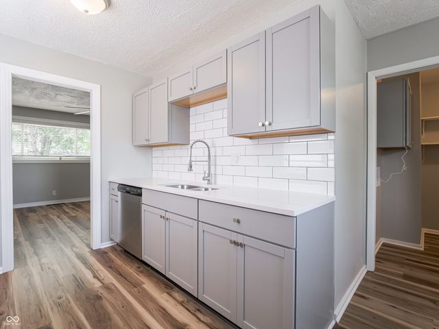 3051 Davis Drive, Indianapolis, IN 46221