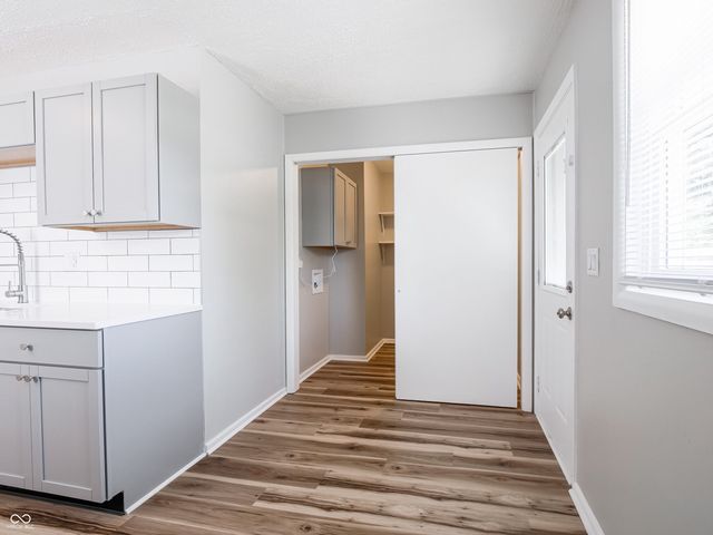 3051 Davis Drive, Indianapolis, IN 46221