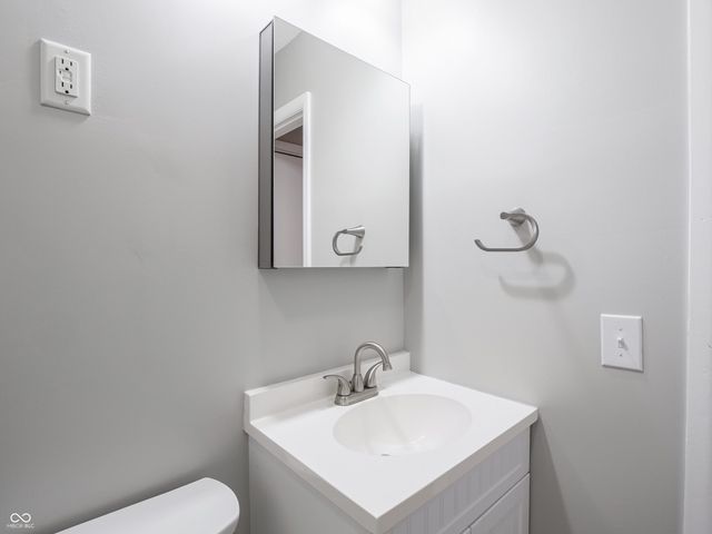 3051 Davis Drive, Indianapolis, IN 46221