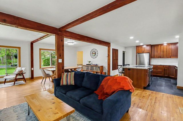 3488 N Van Kal Street, Oshtemo Twp, MI 49009