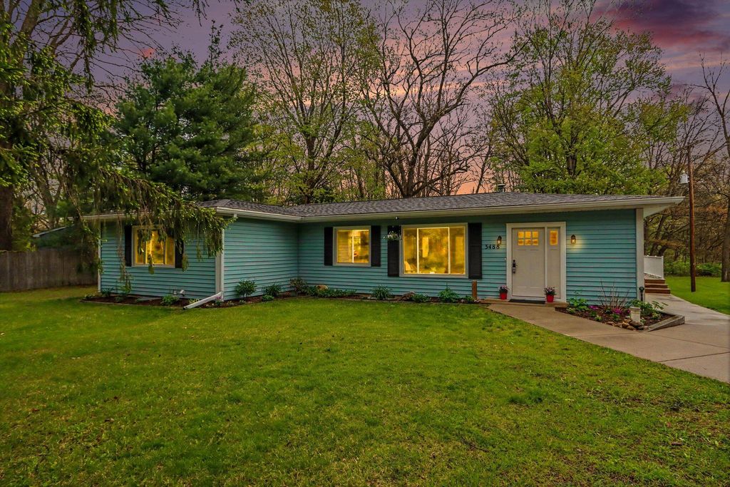 3488 N Van Kal Street, Oshtemo Twp, MI 49009