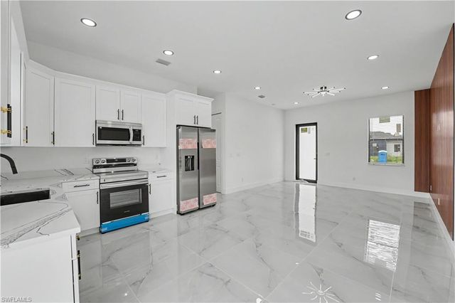 2803 1st ST W, Lehigh Acres, FL 33971