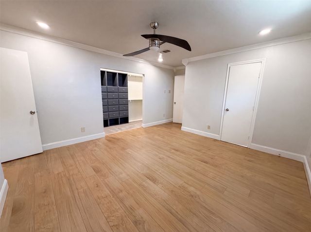 3423 Willow Crest Lane, Dallas, TX 75233
