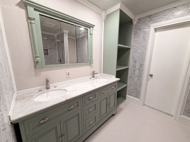 3423 Willow Crest Lane, Dallas, TX 75233