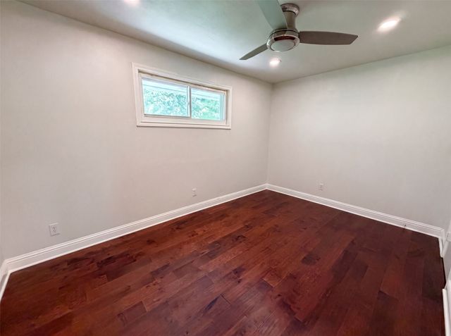 3423 Willow Crest Lane, Dallas, TX 75233