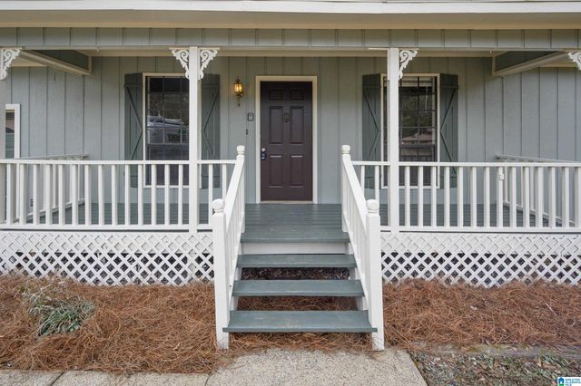 2025 PHILLIPS CIRCLE, Leeds, AL 35094