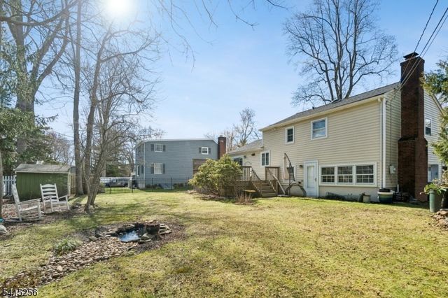 76 Magnolia Dr, New Providence Boro, NJ 07974