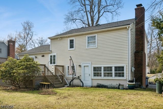 76 Magnolia Dr, New Providence Boro, NJ 07974
