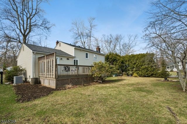 76 Magnolia Dr, New Providence Boro, NJ 07974