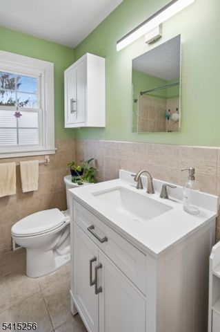 76 Magnolia Dr, New Providence Boro, NJ 07974