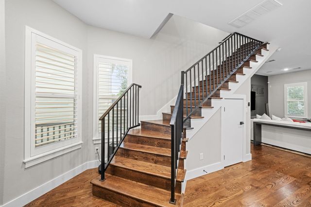 816 E 38th St C, Houston, TX 77091