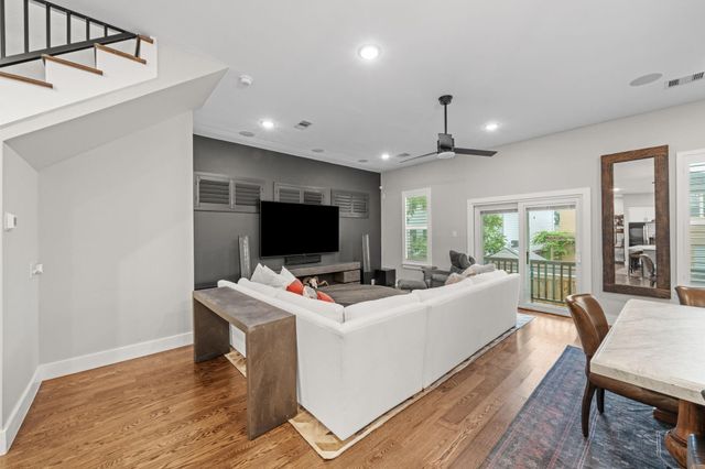 816 E 38th St C, Houston, TX 77091