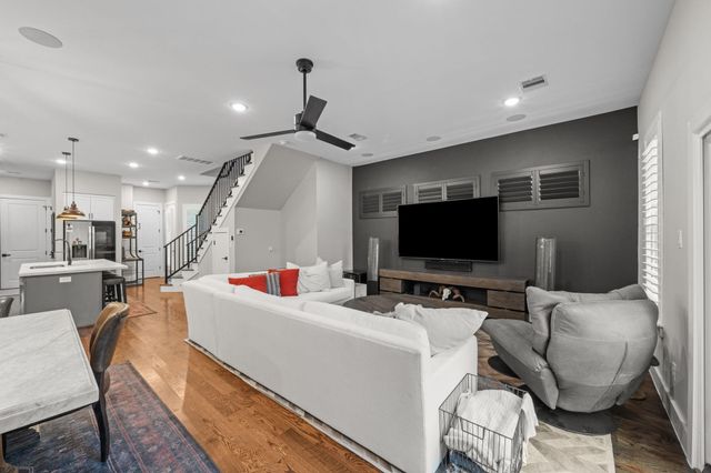 816 E 38th St C, Houston, TX 77091