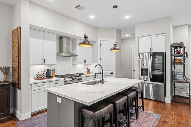 816 E 38th St C, Houston, TX 77091
