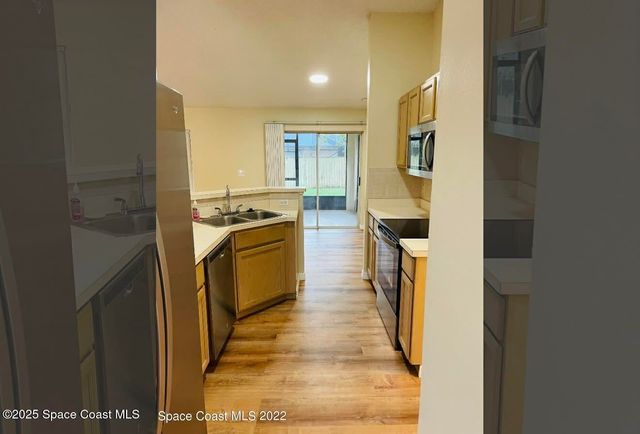 2117 Buescher Hill Street, Melbourne, FL 32935