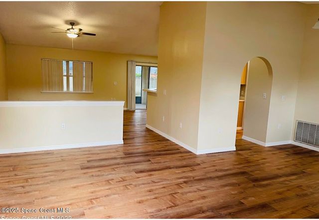 2117 Buescher Hill Street, Melbourne, FL 32935