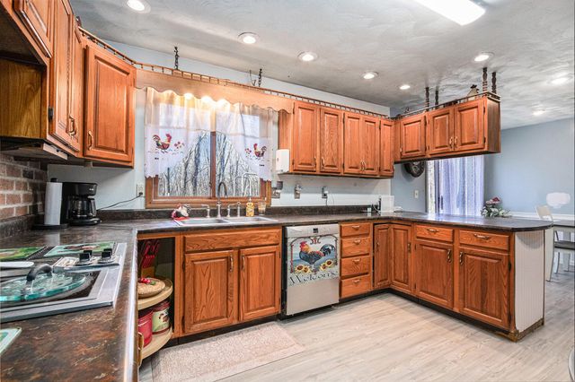 93459 M 152, Keeler Twp, MI 49047