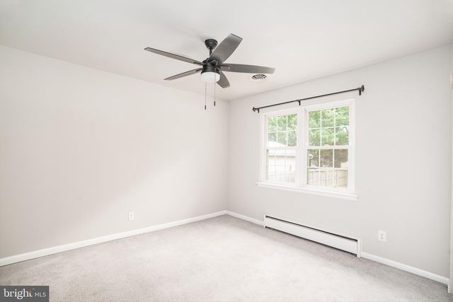 121 S TARTAN DR, Elkton, MD 21921