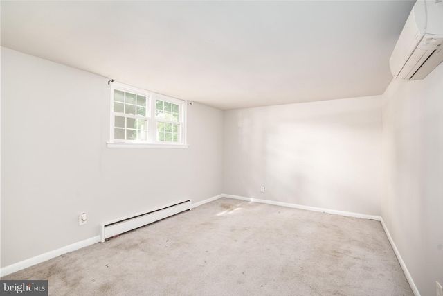 121 S TARTAN DR, Elkton, MD 21921
