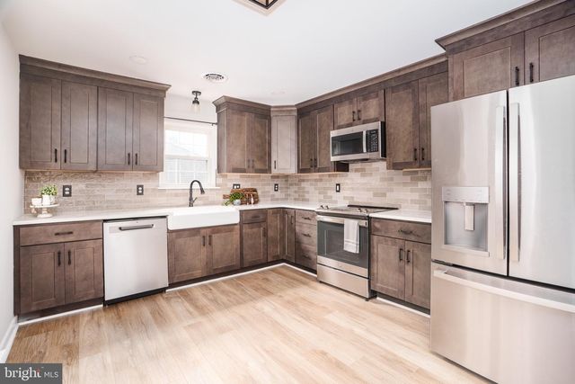 121 S TARTAN DR, Elkton, MD 21921