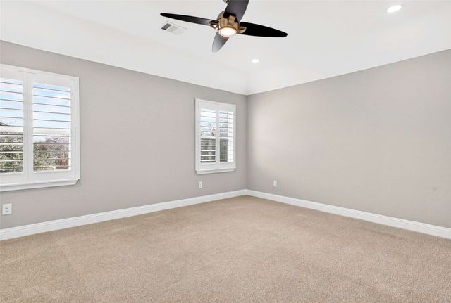 2105 Foxborough Trail, Flower Mound, TX 75028