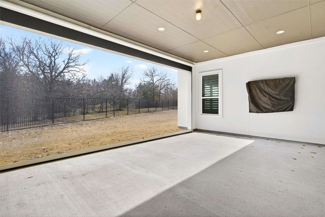 2105 Foxborough Trail, Flower Mound, TX 75028