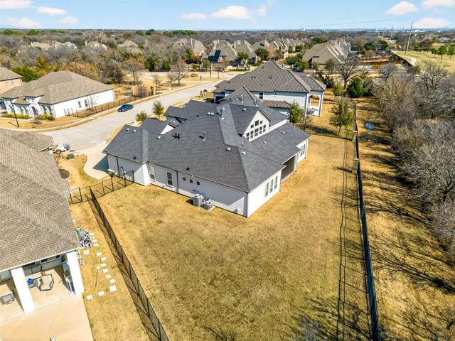 2105 Foxborough Trail, Flower Mound, TX 75028