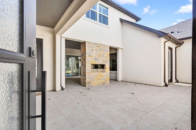 2105 Foxborough Trail, Flower Mound, TX 75028