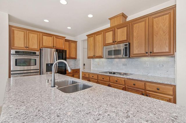 5042 Courtney Way, El Dorado Hills, CA 95762