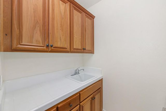 5042 Courtney Way, El Dorado Hills, CA 95762