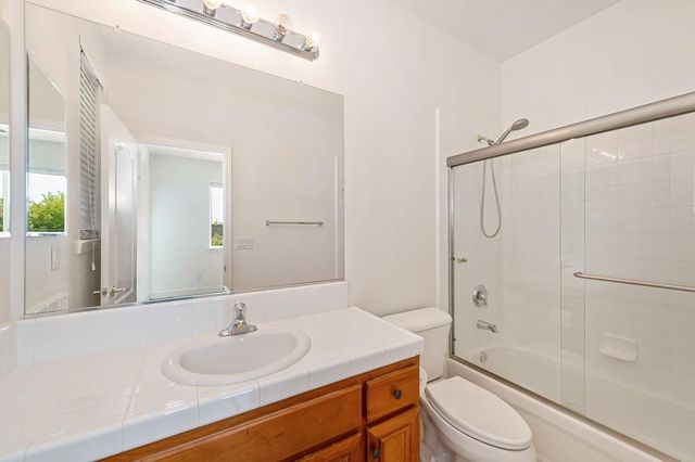 5042 Courtney Way, El Dorado Hills, CA 95762
