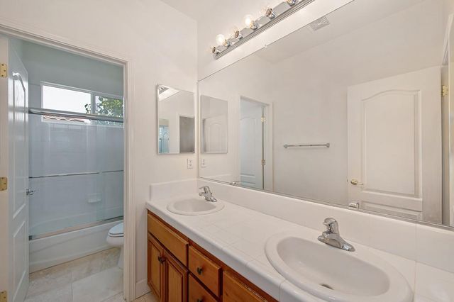 5042 Courtney Way, El Dorado Hills, CA 95762