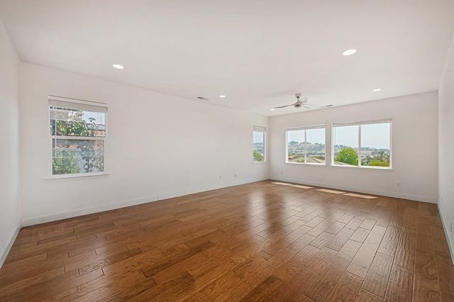 5042 Courtney Way, El Dorado Hills, CA 95762