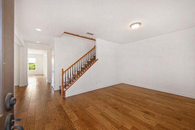 5042 Courtney Way, El Dorado Hills, CA 95762