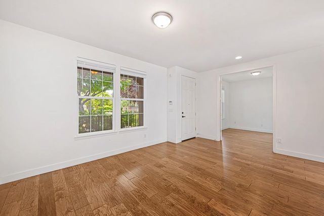 5042 Courtney Way, El Dorado Hills, CA 95762